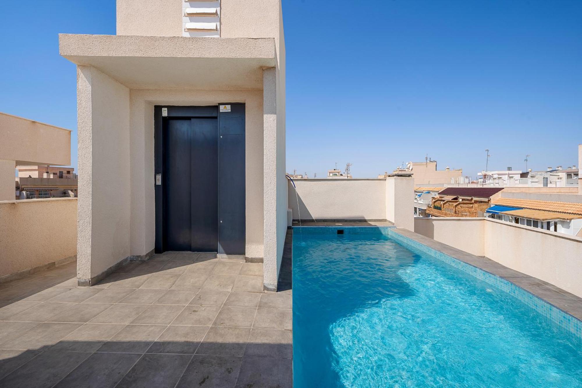 Casa Amorosa With Pool - Close To Beach, Centre And Bus Station Torrevieja
