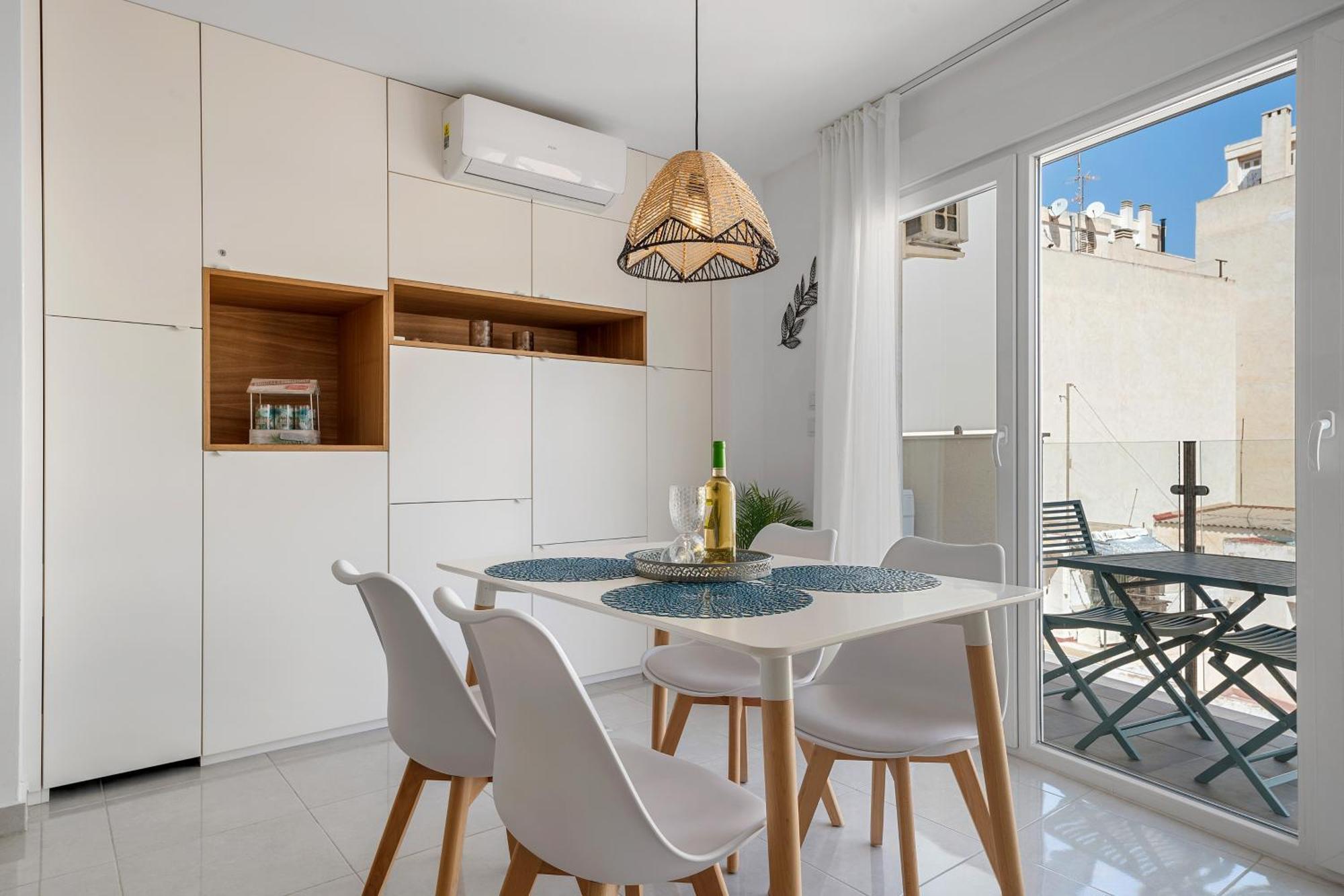 Casa Amorosa With Pool - Close To Beach, Centre And Bus Station Apartment *